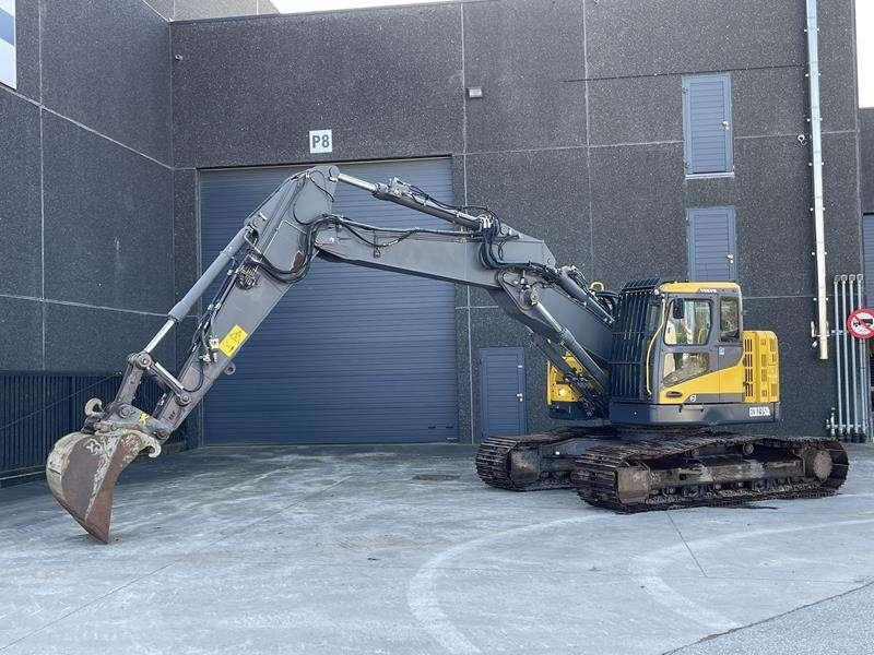 Volvo ECR 235 DL Foto 1