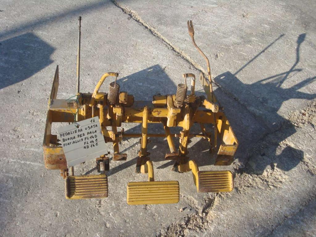Pedalera para Fiat Allis FL14D e FL14C  e AD14C Foto 3
