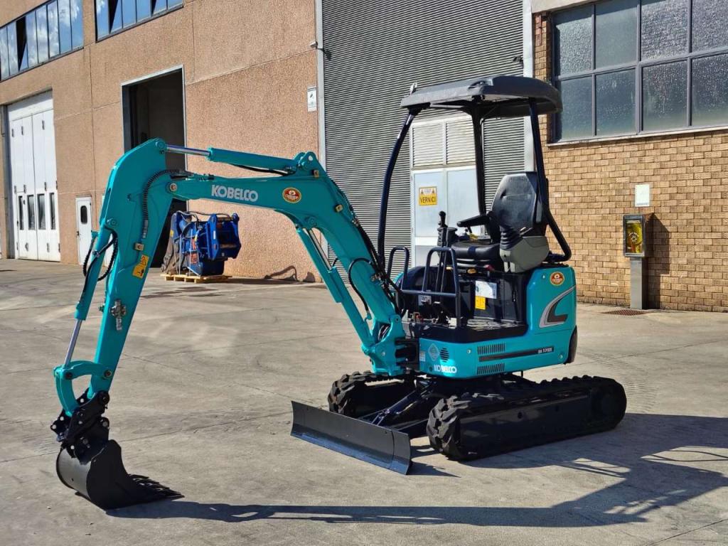 Kobelco SK 17SR-3E Foto 2