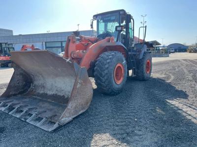 Hitachi ZX220 vendida por Leo MMT Srl