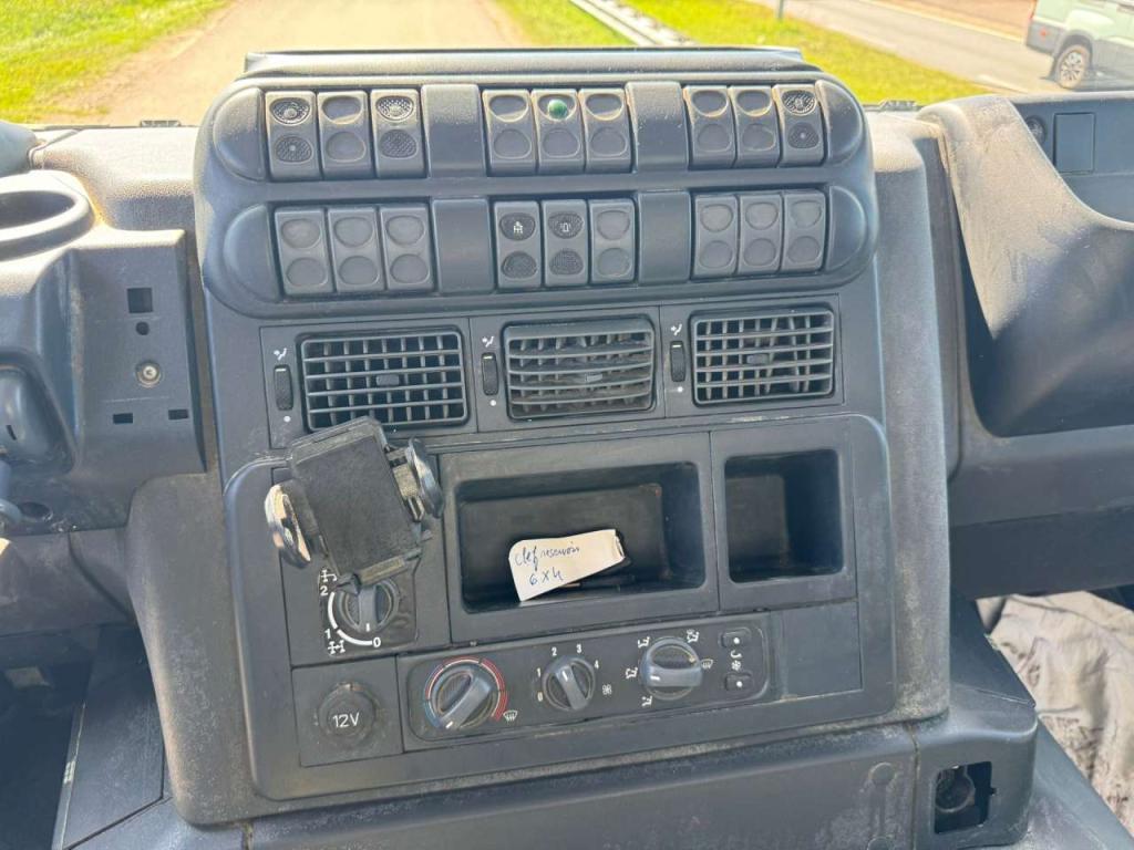 Iveco Trakker 410 6x4 Kipper Foto 22