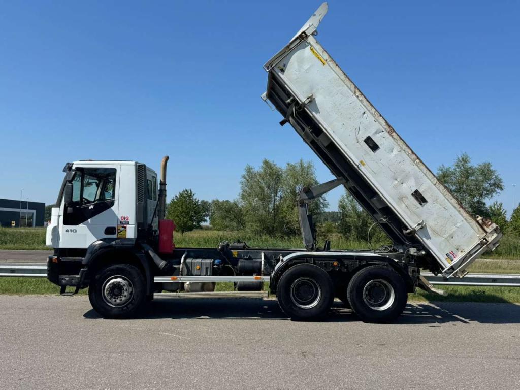 Iveco Trakker 410 6x4 Kipper Foto 26