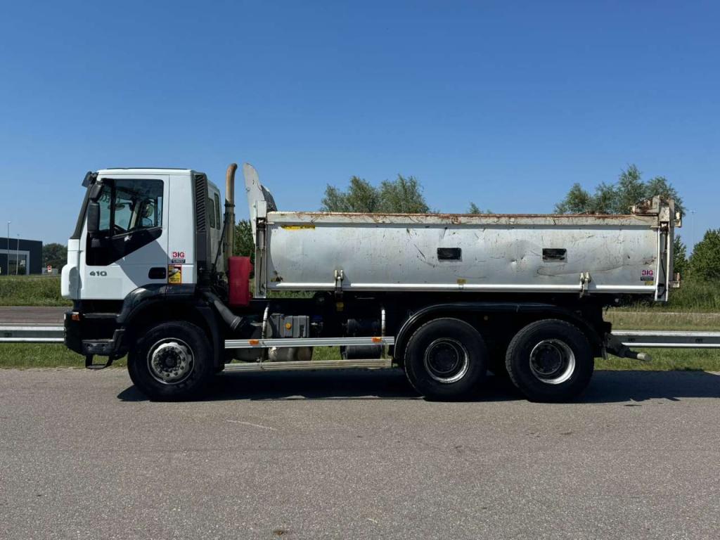 Iveco Trakker 410 6x4 Kipper Foto 3