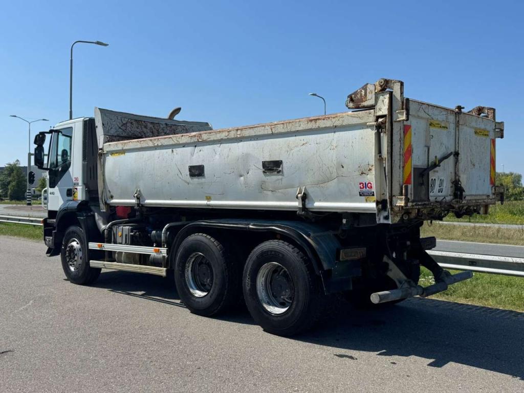 Iveco Trakker 410 6x4 Kipper Foto 4