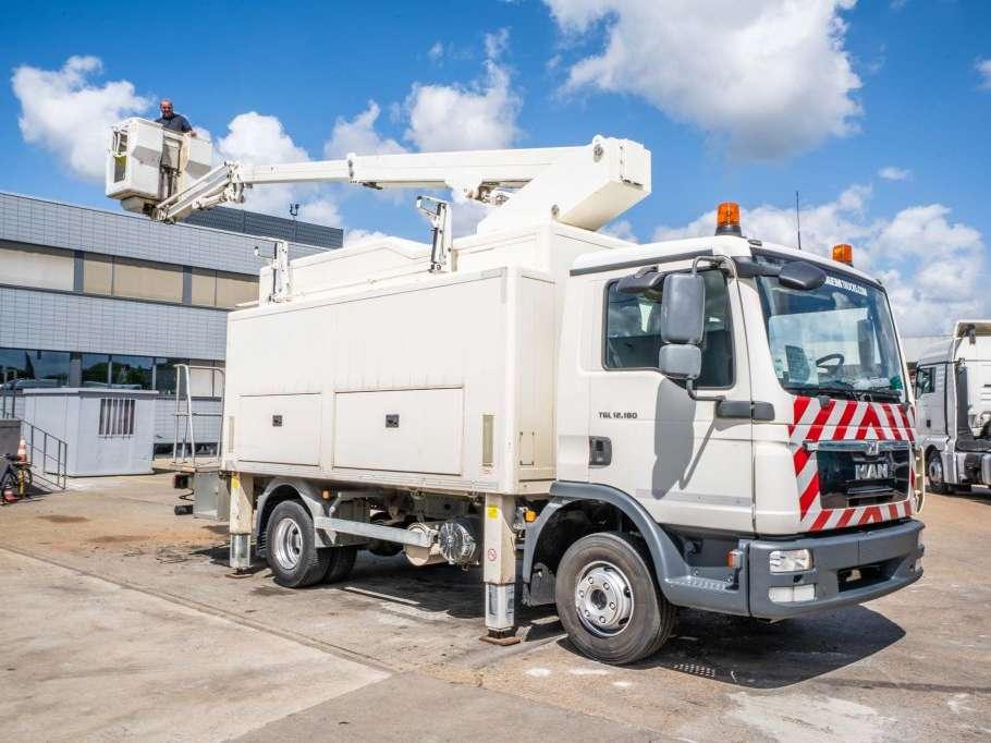 Man TGL 12.180 BB - COMET 151 TAL Foto 2