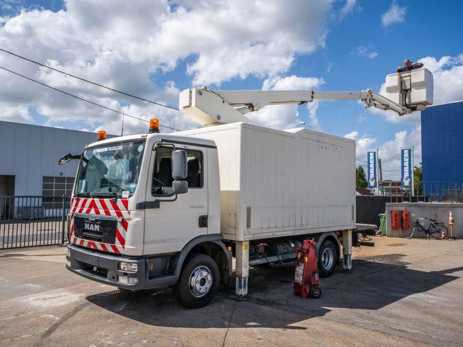 Man TGL 12.180 BB - COMET 151 TAL Foto 8