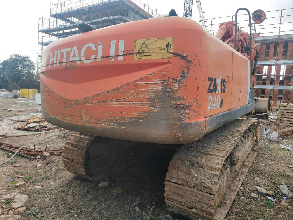 Hitachi ZX240 Foto 13
