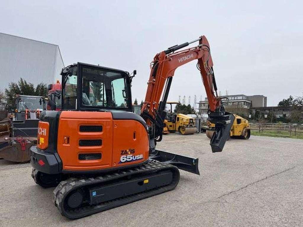 Hitachi ZX65 USB-6 Foto 2