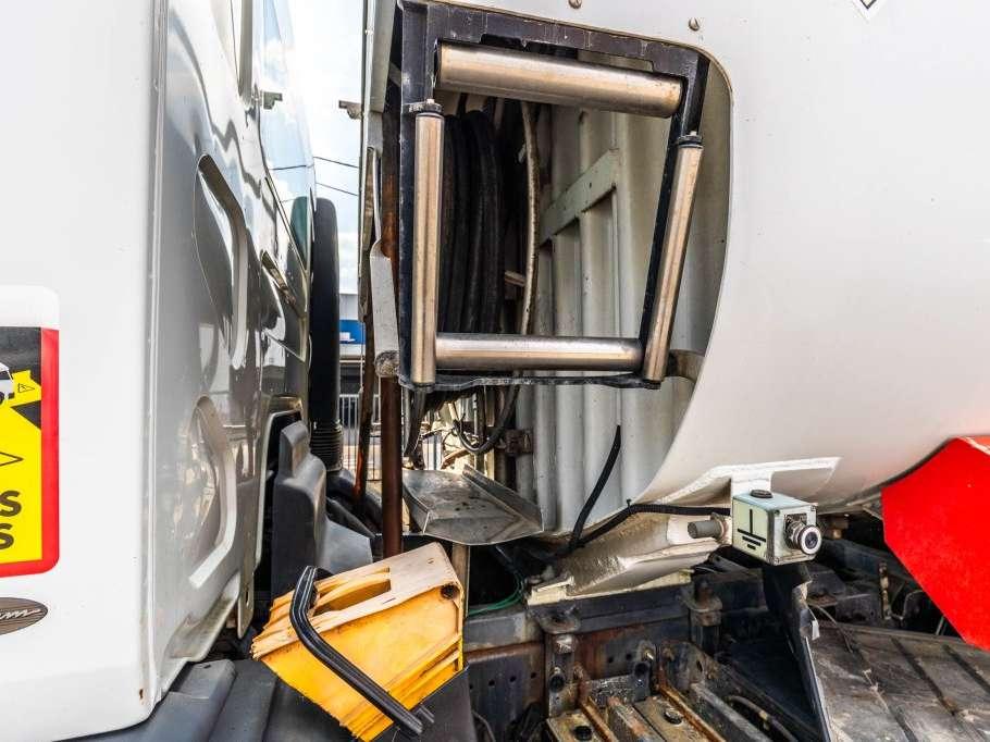 Renault PREMIUM 270 + MAGYAR 14000L+4COMP Foto 12