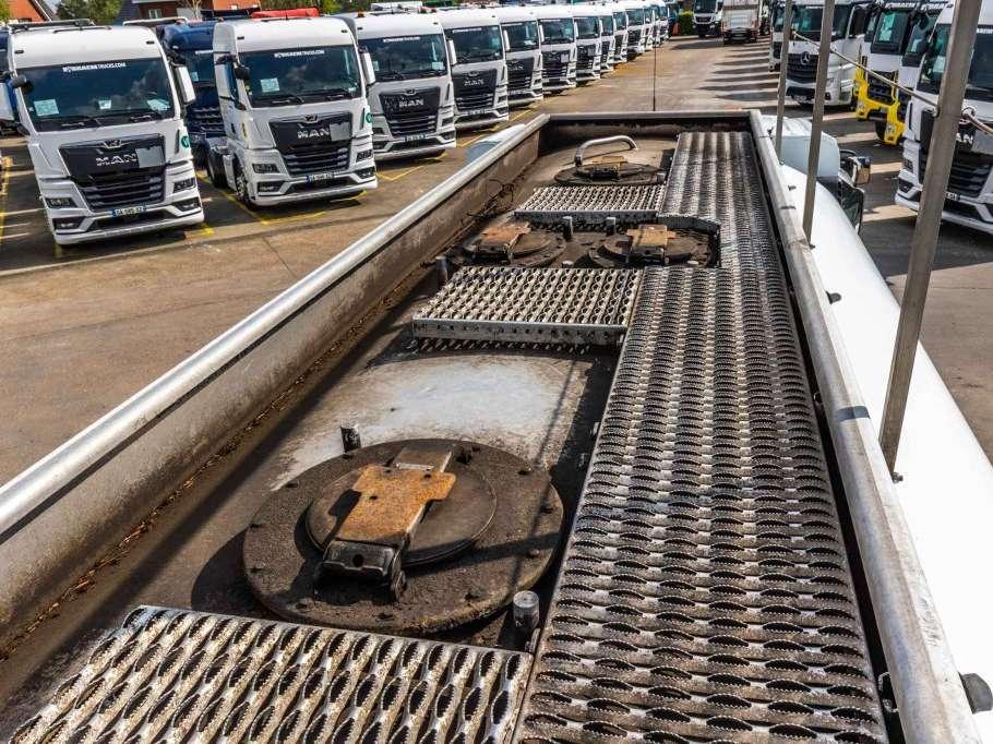 Renault PREMIUM 270 + MAGYAR 14000L+4COMP Foto 13