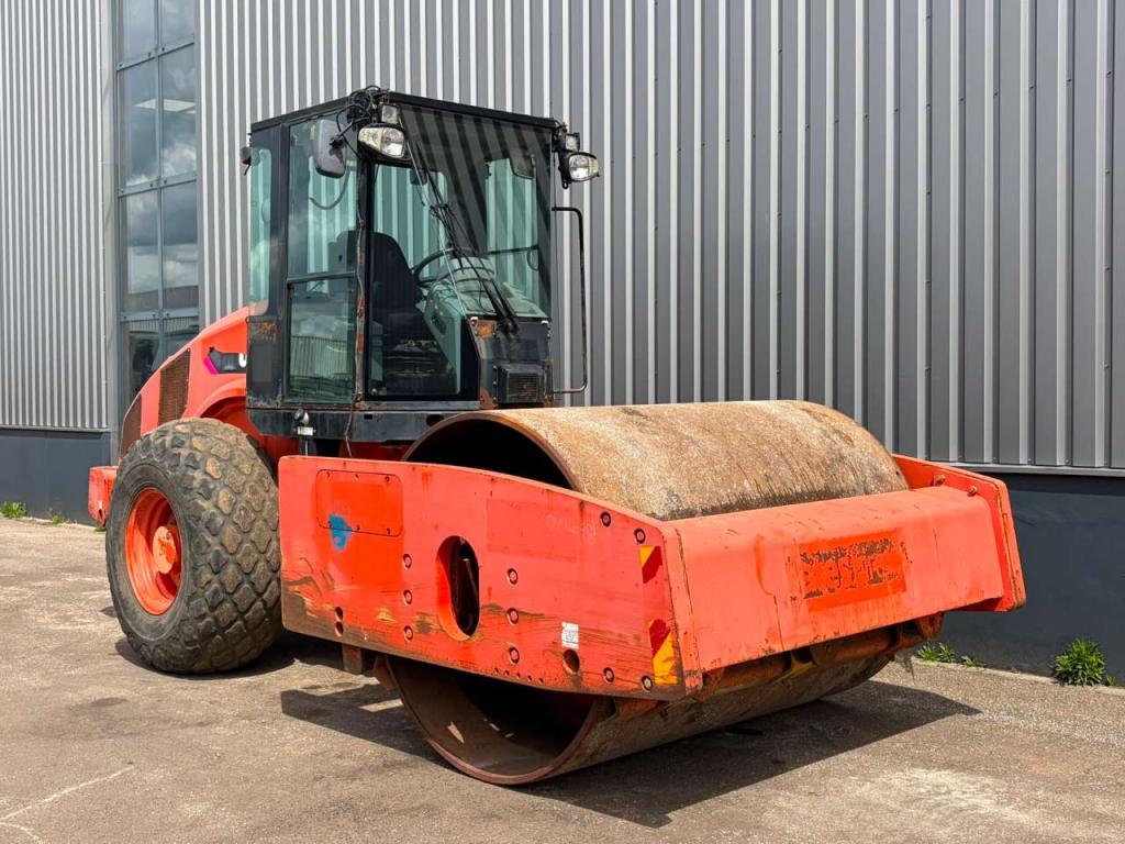 Caterpillar CS74 Foto 7