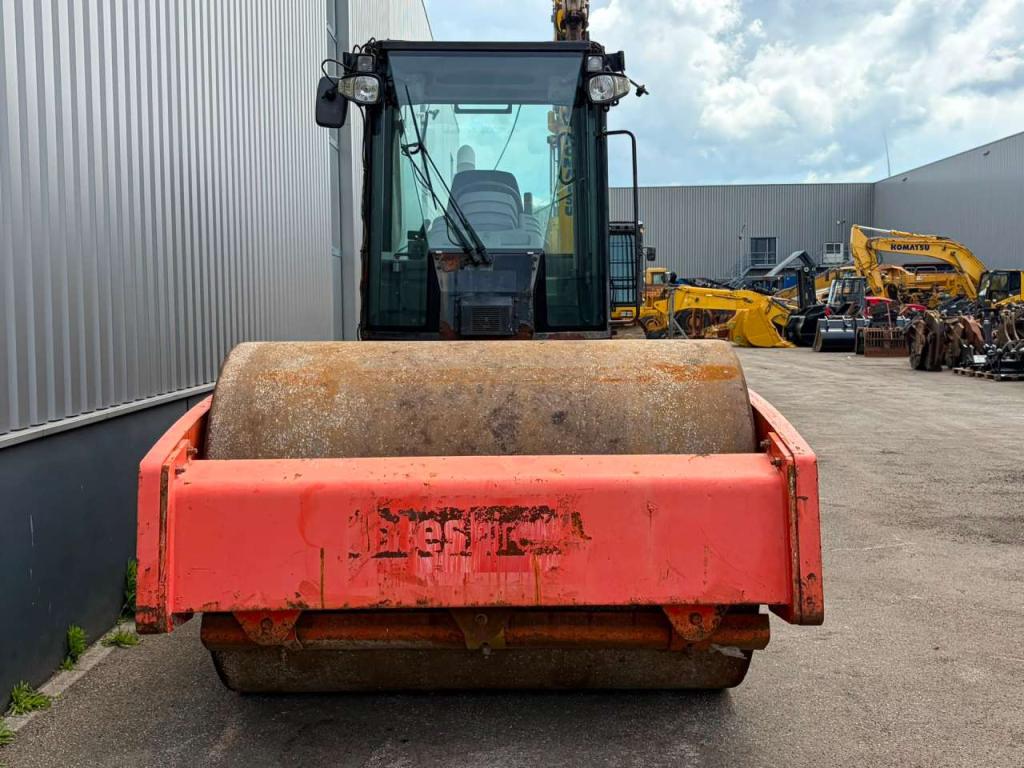 Caterpillar CS74 Foto 8