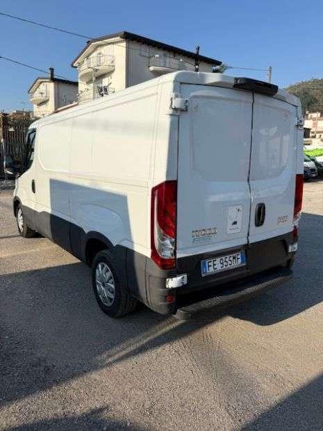 Iveco daily 35S11 Foto 3