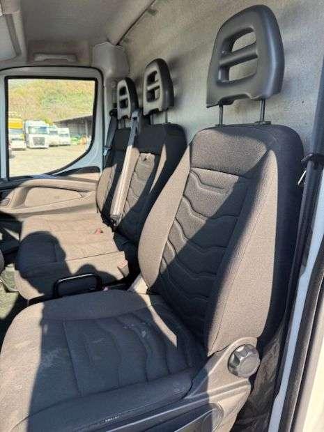 Iveco daily 35S11 Foto 4