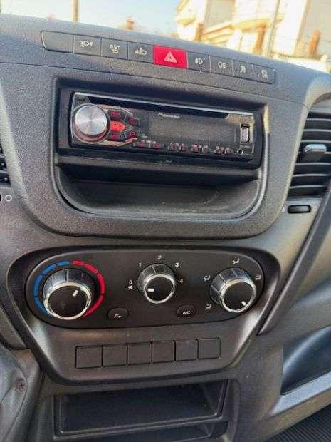 Iveco daily 35S11 Foto 5