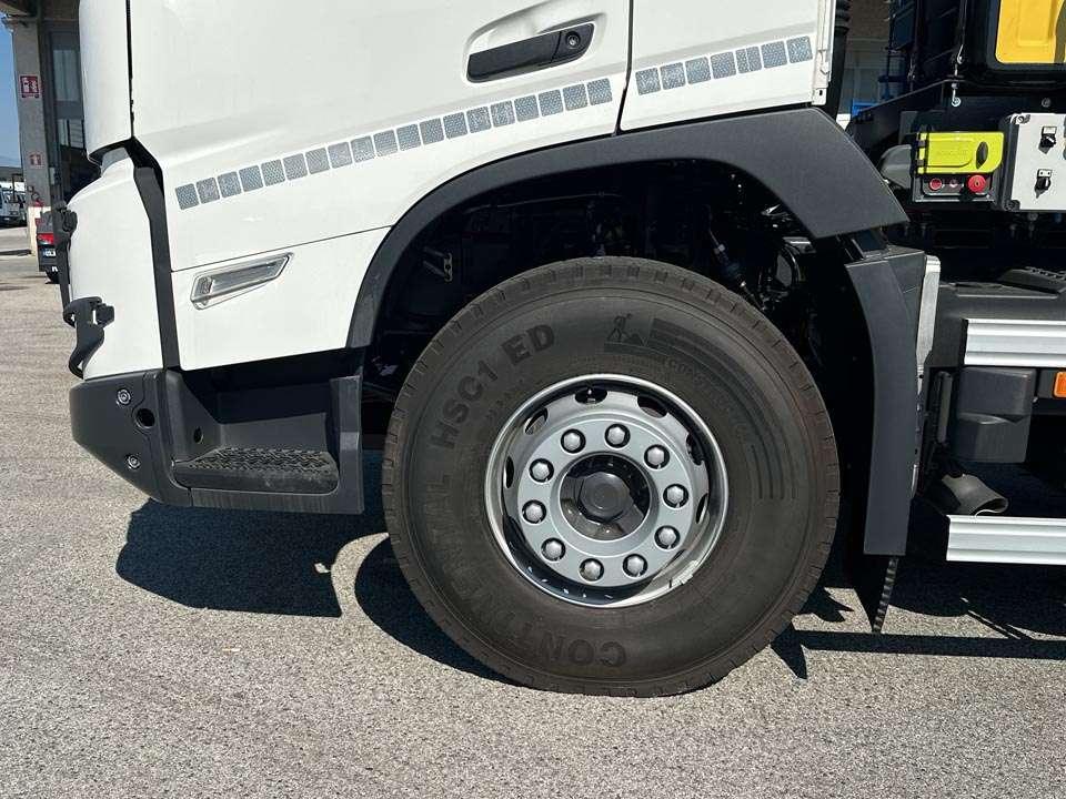 Volvo FMX 460 6X4 Foto 8