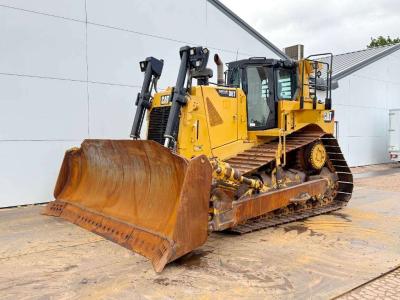 Caterpillar D8T LGP - German Machine / Ripper Valve Foto 1