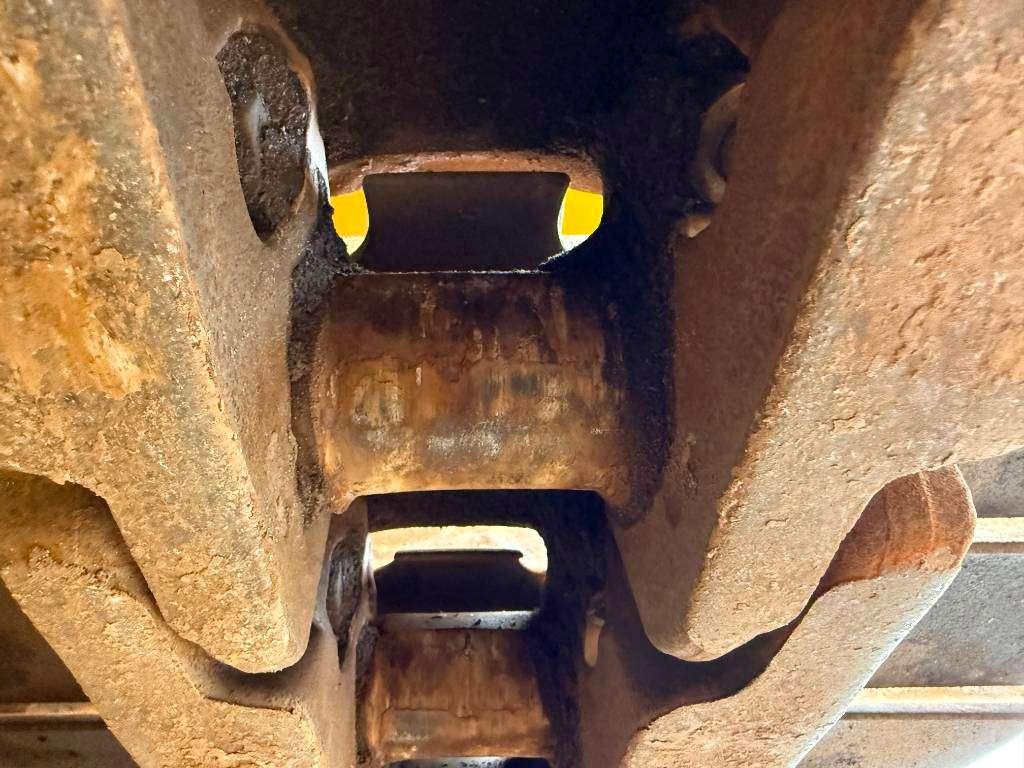 Caterpillar D8T LGP - German Machine / Ripper Valve Foto 25