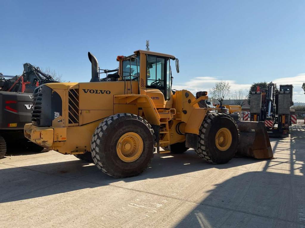 Volvo L150F Foto 1
