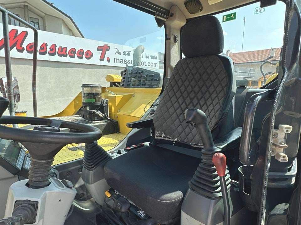 Komatsu PW118MR-11 Foto 18