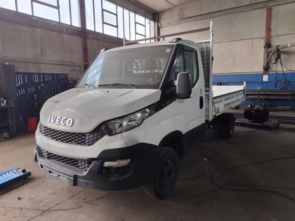 Iveco DAILY 35C13 Foto 15