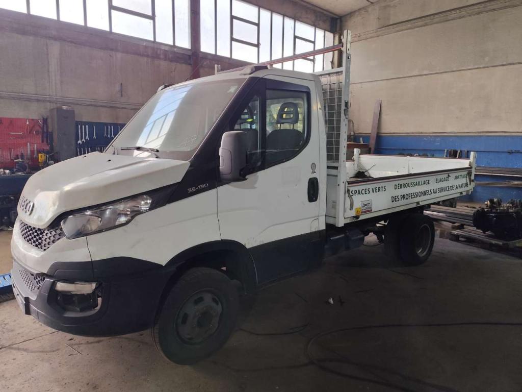 Iveco DAILY 35C13 Foto 7