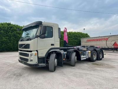 Volvo FM480 SCARRABILE 8X4 vendida por Aurora Srl