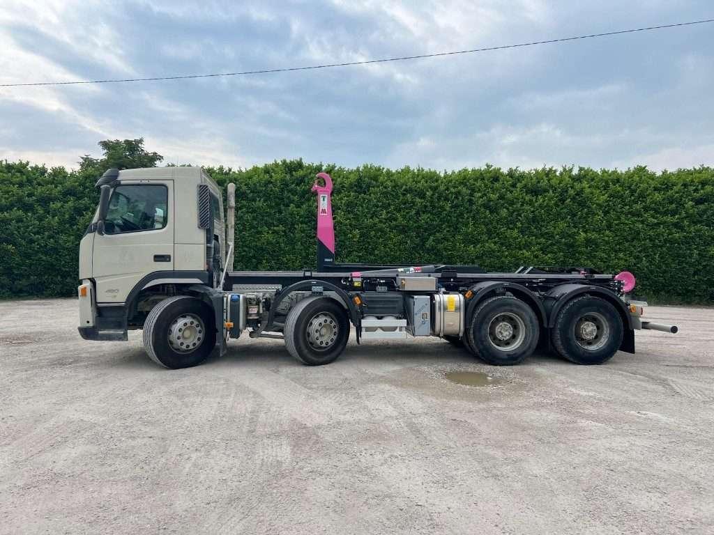 Volvo FM480 SCARRABILE 8X4 Foto 2