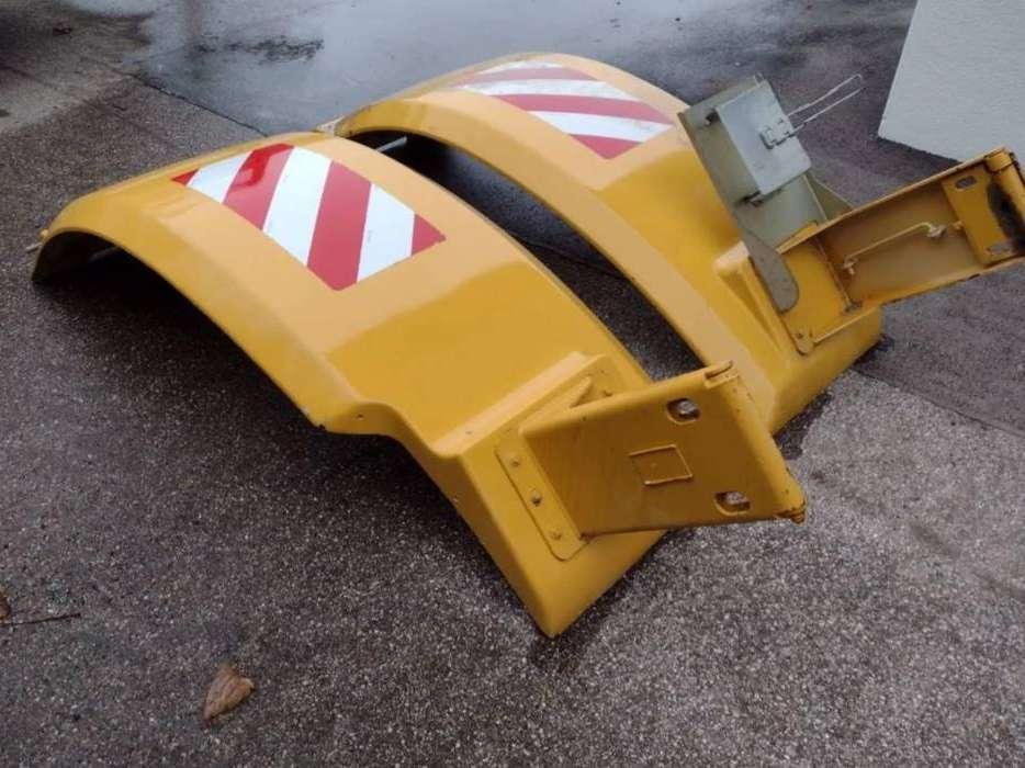 Caterpillar 966G / 966H Fender Foto 3