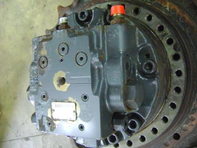Motor de tracción para Doosan Dx 225 vendida por PRV Ricambi Srl