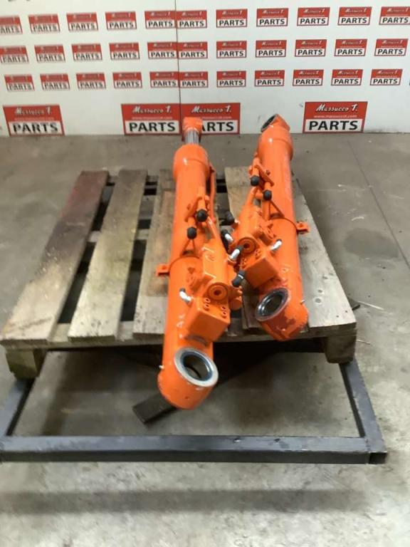 Cilndro de levantamiento para Hitachi ZX135 US-7 Foto 2