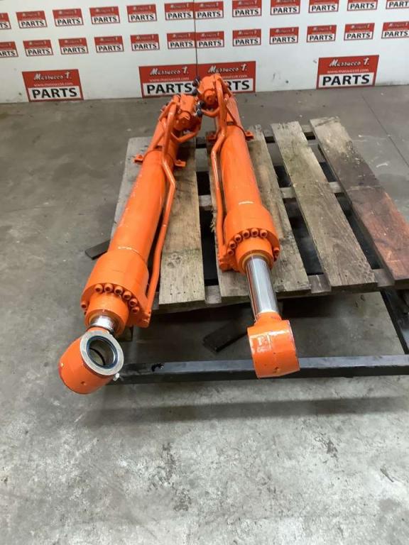 Cilndro de levantamiento para Hitachi ZX135 US-7 Foto 3