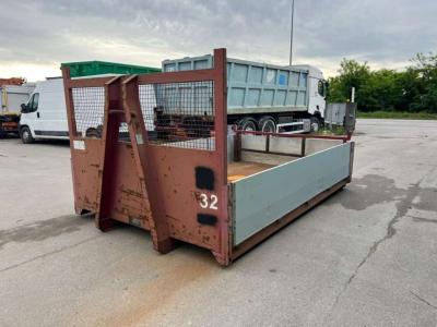 CONTAINER SCARRABILE A PIANALE CON SPONDE vendida por Aurora Srl