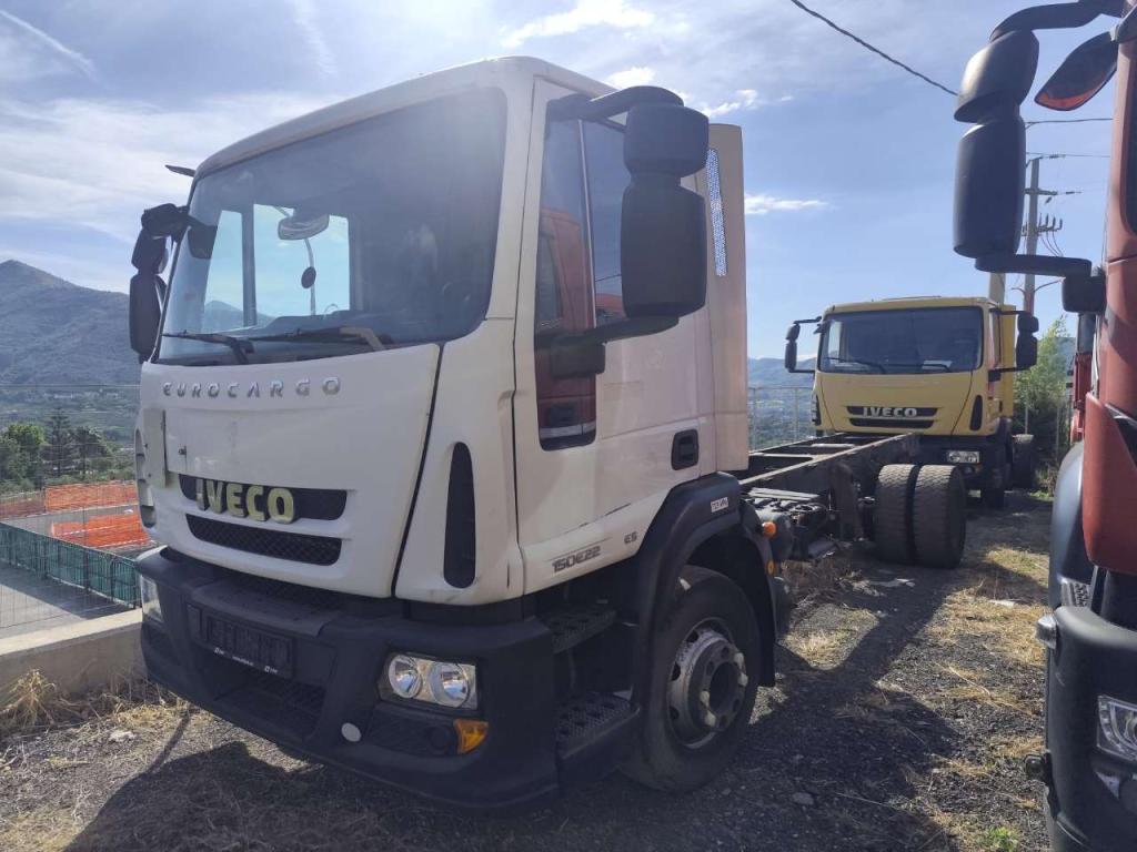 Iveco EUROCARGO 150E22P Foto 14