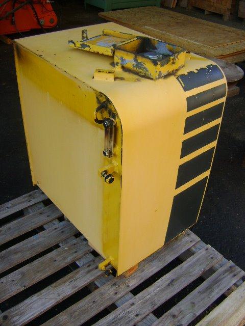 Depósito para gasóleo para Komatsu PW 130 Foto 1