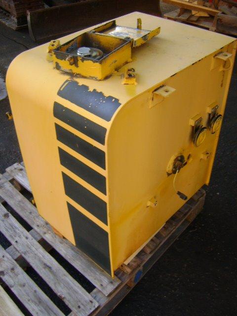Depósito para gasóleo para Komatsu PW 130 Foto 2