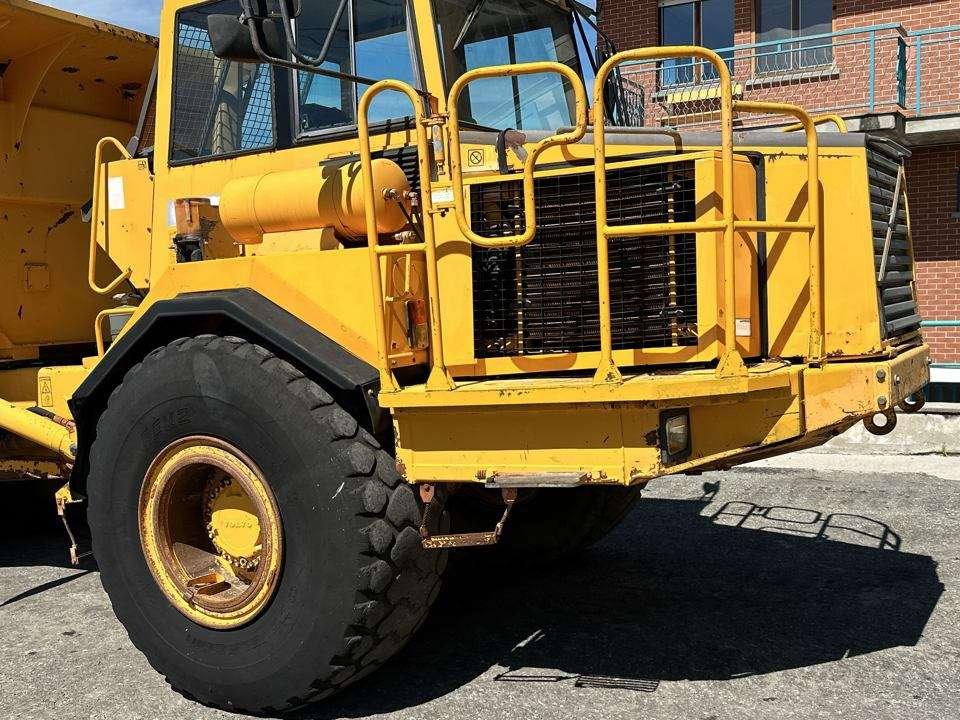 Volvo A25C 6X6 Foto 4