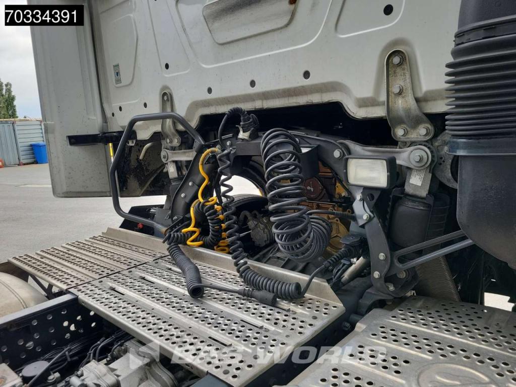 Mercedes-Benz Actros 1845 4X2 StreamSpace Retarder Standklima ACC Navi Foto 12