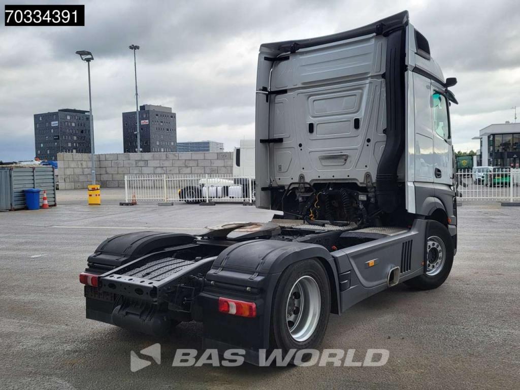 Mercedes-Benz Actros 1845 4X2 StreamSpace Retarder Standklima ACC Navi Foto 9