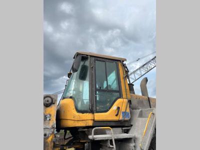 Volvo doors for Volvo L90F, L110F, L120F, L150F, L180F, L220F, L70F, L350F and L60F. vendida por Balavto