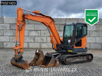 Doosan DX63-3 A/C - 3 Buckets vendida por BAS World B.V.