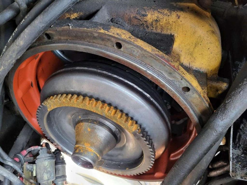 Volvo hydraulic transmission VOE22547 for Volvo L110E Foto 3