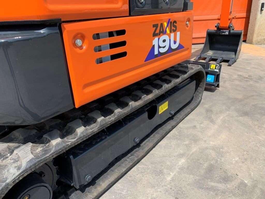 Hitachi ZX19U-6 Foto 16