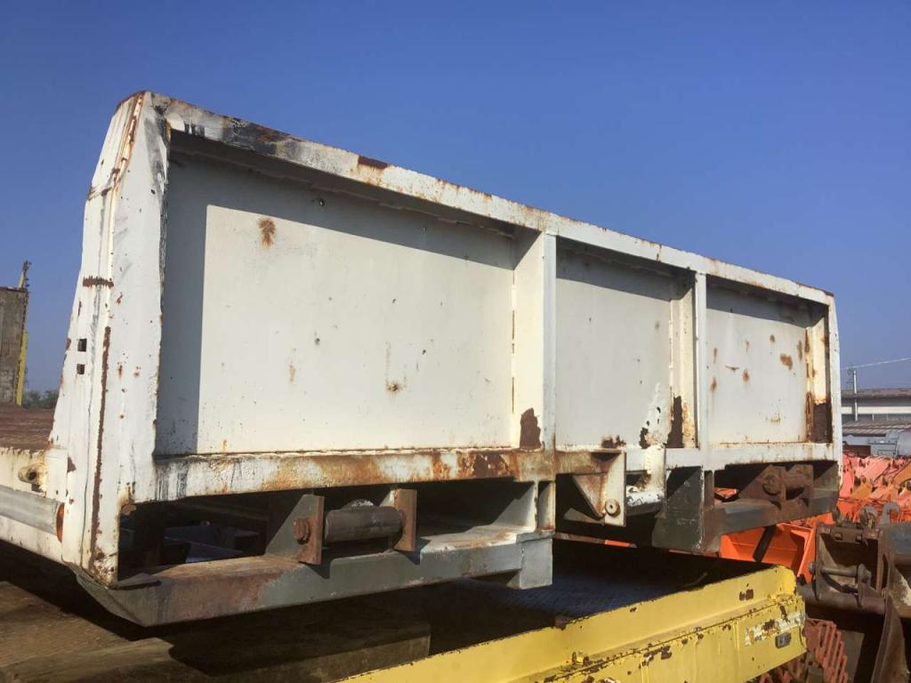 Volvo F12 6X2 Foto 2