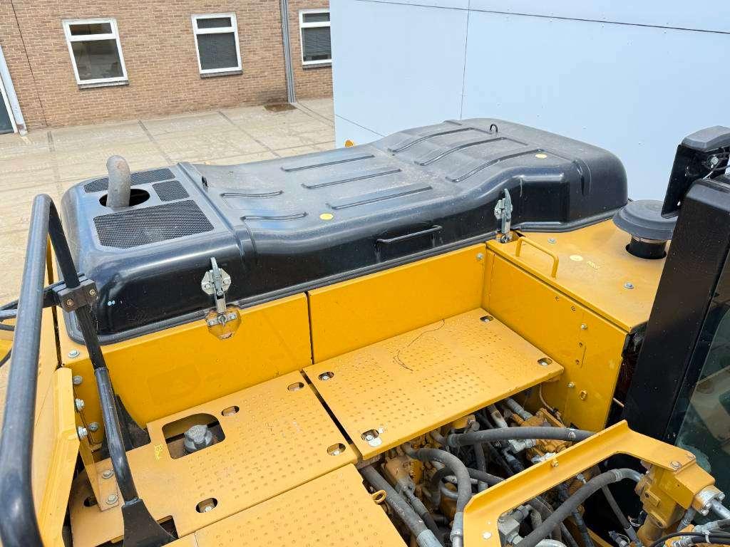 Caterpillar 320FL - New Bucket / Hammer Lines / Camera Foto 30