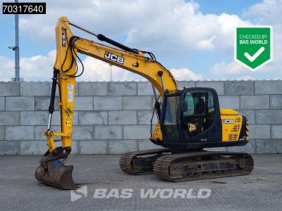 JCB JS131 LC vendida por BAS World B.V.