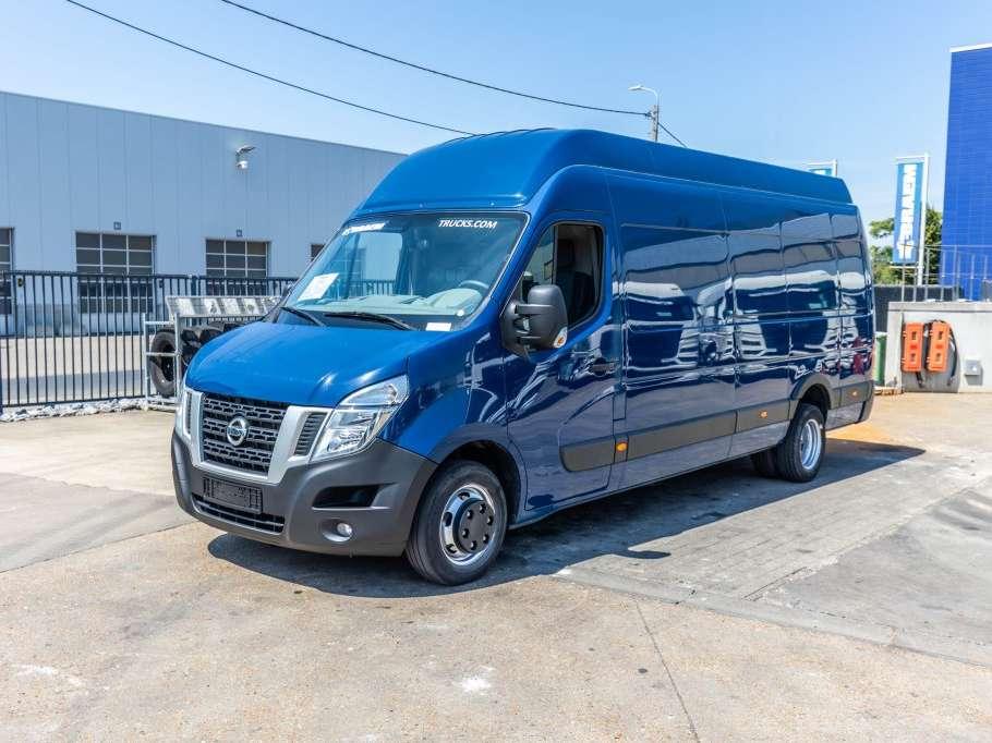 Nissan NV 400 Foto 1