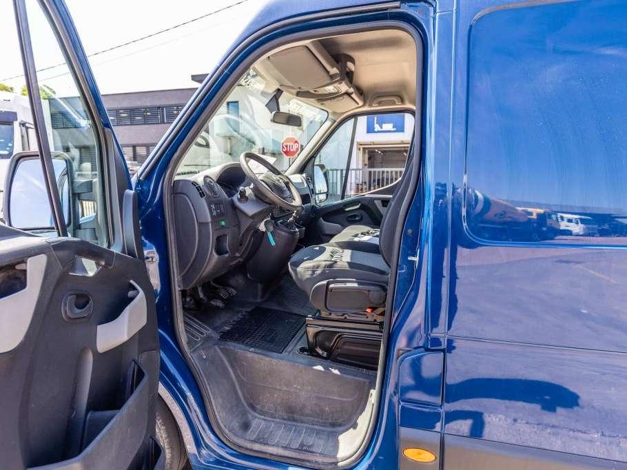 Nissan NV 400 Foto 10