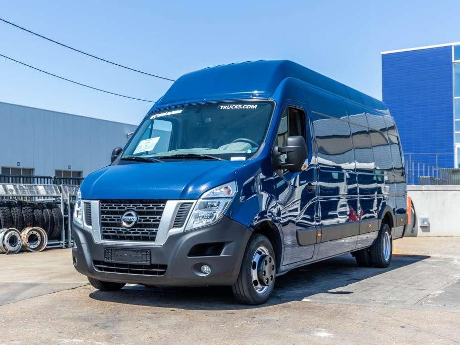 Nissan NV 400 Foto 2
