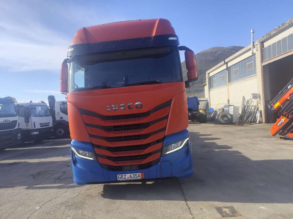 Iveco S-WAY AS260S48 Y Foto 4